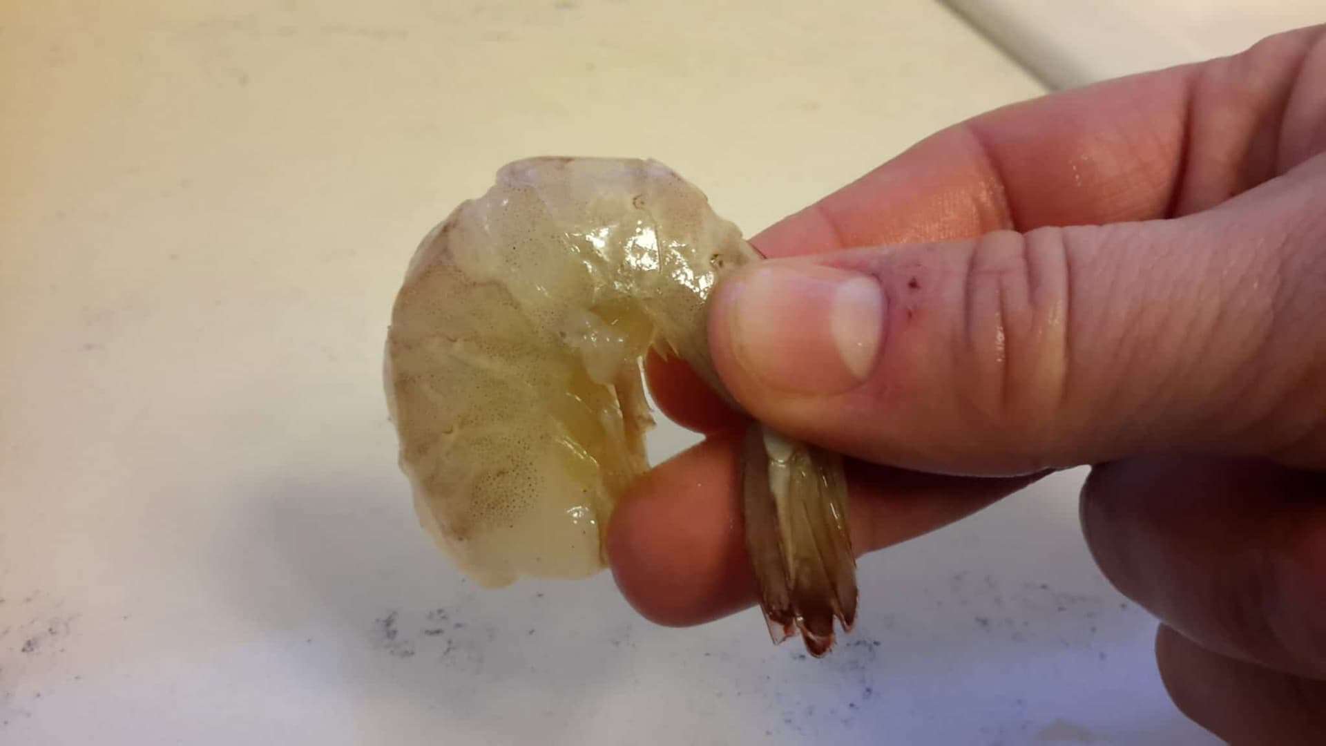 Master How to Peel and Devein Shrimp in 3 Foolproof Steps! 2 Shrimp in Shell Before Cleaning