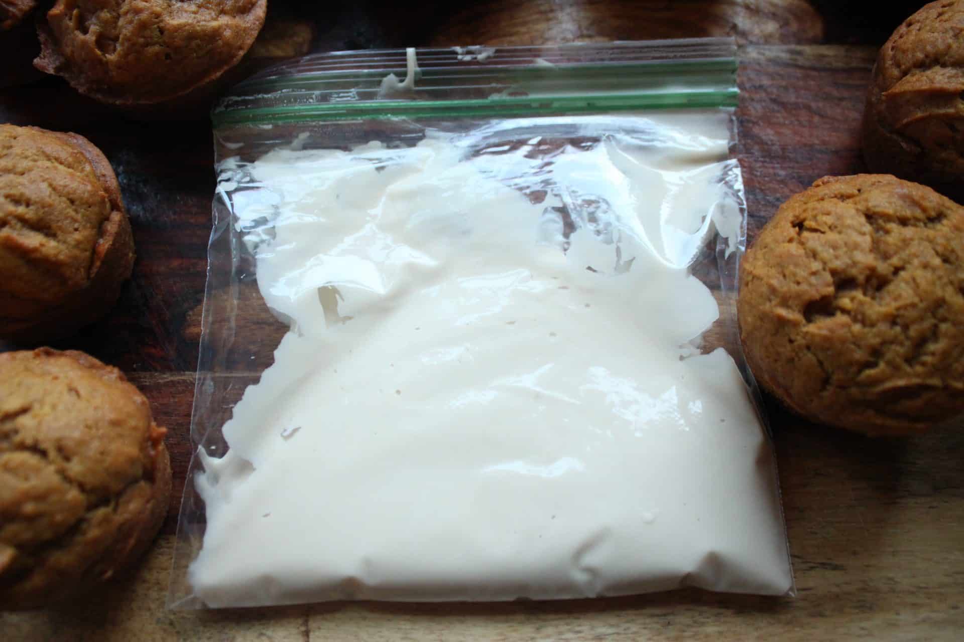 Vanilla Frosting for Pumpkin Muffins in Zip Lock Bag